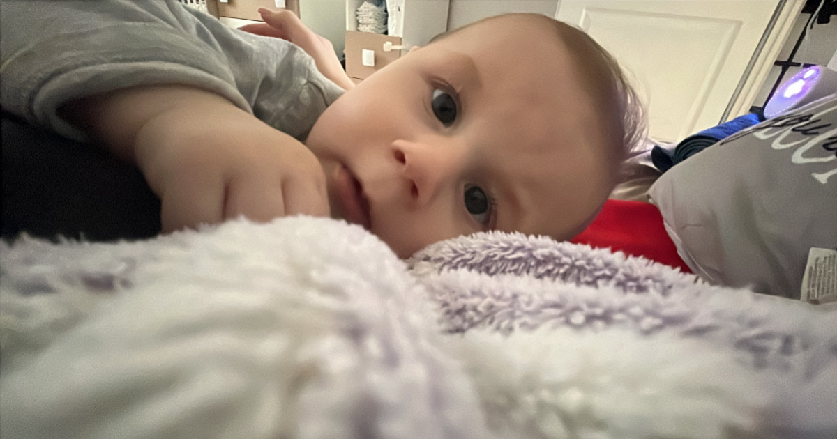 Futballmezek is segíthetik a gyógyulás útján a kis Alexet