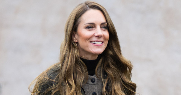 Borítókép: Katalin hercegné már most viseli a téli szezon egyik legstílusosabb cipőtrendjét, ami minden összeállítást felejthetetlenné tesz