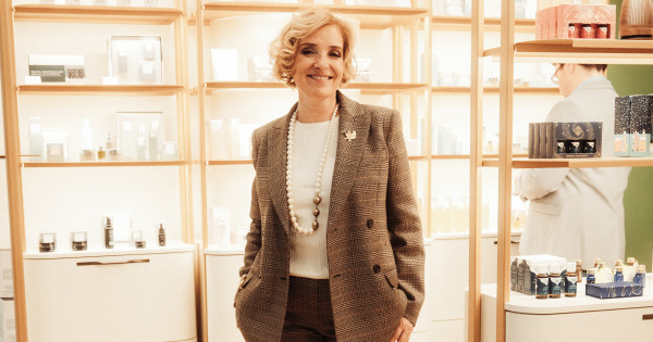 Borítókép: Feller Adrienne új boltja megnyílt az Allee Bevásárlóközpontban - ahol a szépség a természet és a lélek harmóniájából születik!