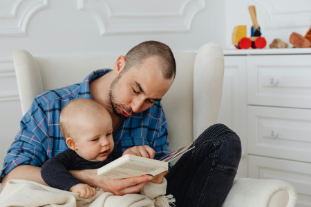 Borítókép: Gyerekkönyvek bekuckózáshoz: olvassatok együtt!