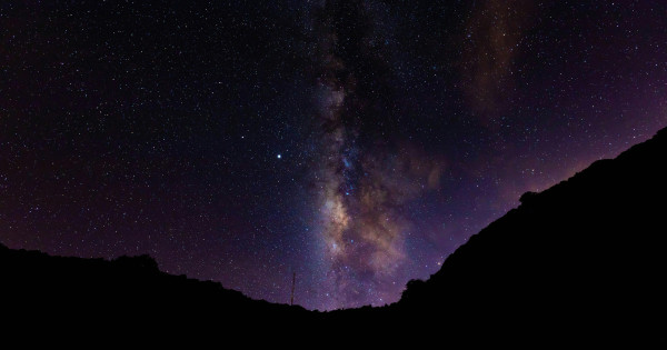 Borítókép: 4 csillagjegy, aki vonzza a szerencsét és a pénzügyi sikert december 28-ig - a Bak-időszak és a Mars erős energiái most nekik kedveznek!