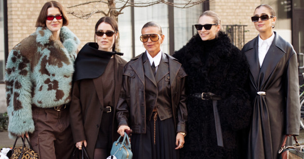 Borítókép: Decemberi outfitlista: 10 szett, amit minden stílusos nő visel a hónapban