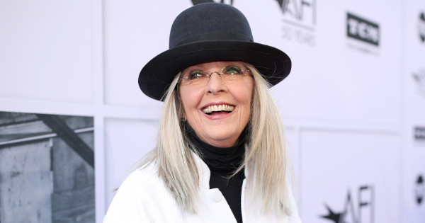 Borítókép: A nő, aki 70 felett is maga volt a nagybetűs stílus - Diane Keaton stílusnapló