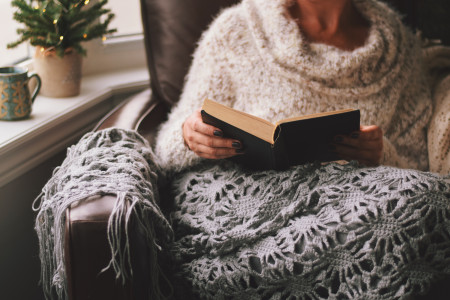 Borítókép: A lassú olvasás művészete: a kevesebb könyv néha több!