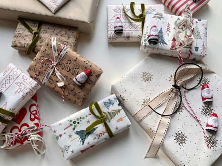 Borítókép: A jó ajándék nem rólunk, hanem a másik emberről szól: szakértőkkel beszélgettünk az ajándékozás pszichológiájáról