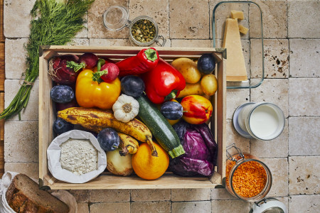 Borítókép: Viszlát, unalmas szendvicsek! – Így csomagolhatsz tápláló és ízletes ebédet az egész családnak