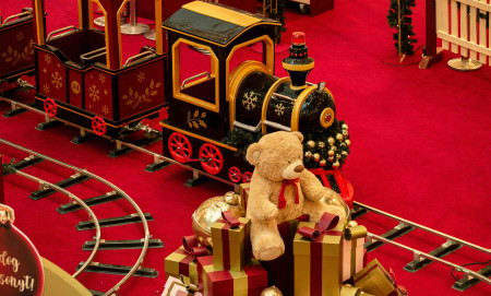 Borítókép: 6,7 millió forint gyűlt össze az Allee jótékonysági kezdeményezésében: Az adományból gyermekotthonban élő gyermekeknek szerveznek élménynapot