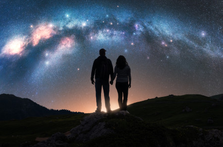 Borítókép: 2026-os éves szerelmi horoszkóp: sorsfordító találkozások és érzelmi cunamik várnak egyes csillagjegyekre