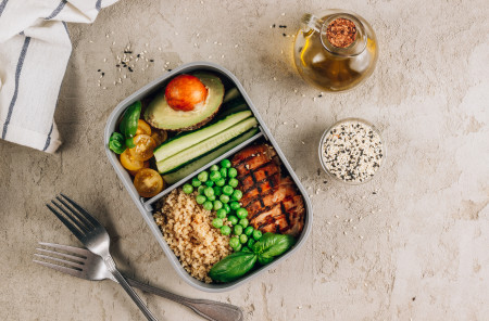 Borítókép: 6 finom ebéd- és vacsorarecept, amely segíti a máj regenerálódását és a méregtelenítést