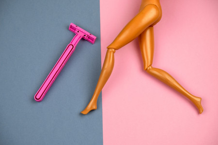 Borítókép: Miért félünk a női testszőrzettől? 