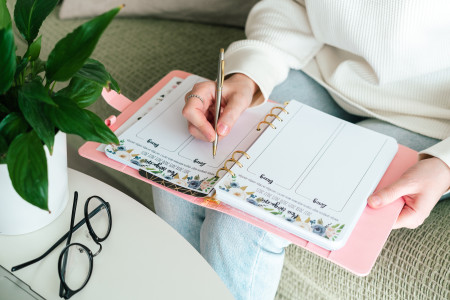 Borítókép: Azt vártam, hogy az önelemzés fájni fog – végül ez az egyszerű szokás tette reálissá a boldogságomat