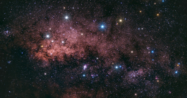 Borítókép: Ez lesz a legszerencsésebb napod 2026-ban a csillagjegyed szerint - 2 csillegjegy számára már februárban beköszönt az univerzum áldása!