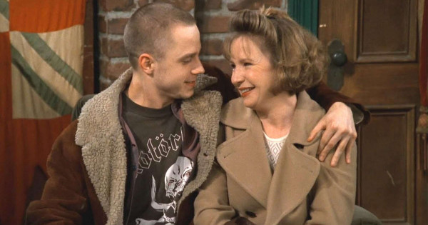 Borítókép: Kínos szerelmek a tévéből: 6 problémás románc, ami ma már nem kerülne képernyőre