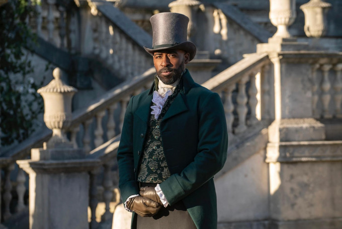 Lord Anderson Violet mellett az Oroszlánok szívét is elrabolhatná!