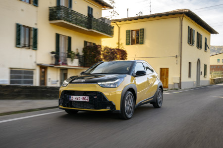 Borítókép: Megújult a Toyota Aygo X – stílusos városi crossover, új generációs hibrid technológiával