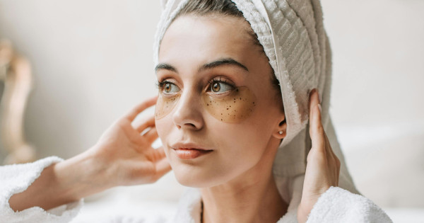 Borítókép: A bőrgyógyász elárulta, mi a tökéletes arcápolás 40 felett: ezt a 7 hatóanyagot kell beépítened a rutinodba