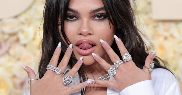 Borítókép: Nem menő már a klasszikus! Íme 3 francia körömtrend, ami már nem lesz divatos 2026-ban - mutatjuk, mik jönnek helyettük!