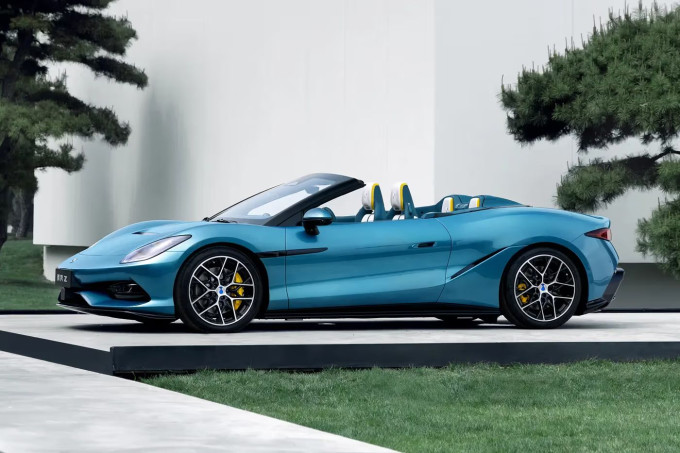 Denza Z Convertible