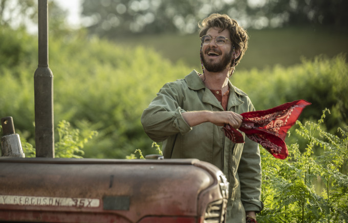 A varázslatos titokfa film egyik főszereplője, Andrew Garfield mindenkit arra biztat, kapcsolódjanak újra a természethez!