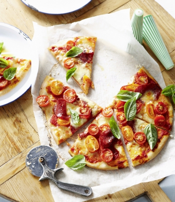 Borítókép: Süssünk együtt pizzát!