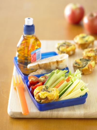 Borítókép: Az uzsis doboz titka: zöldséges miniomlett