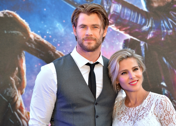 Haha! Chris Hemsworth-öt veri az asszony!