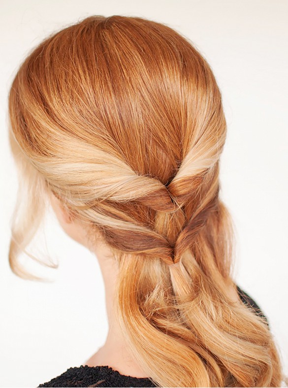 frizura divat,frizura félhosszú hajból,frizura trend 2015 nyár,frizura készítés,