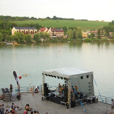 Borítókép: MINDJÁRT PÉNTEK: tombol a fesztiválszezon