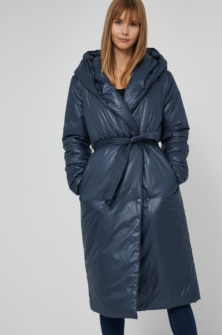 Bélelt sötétkék kabát